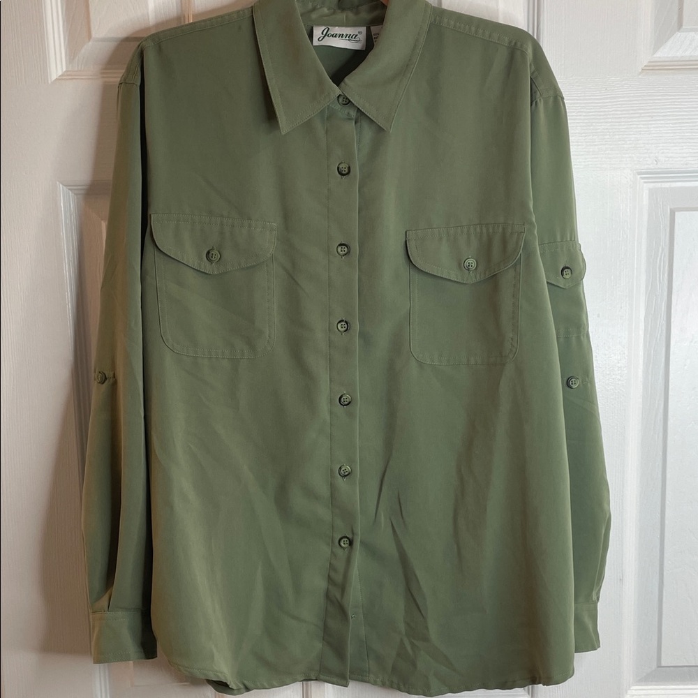 JOANNA ROLL TAB LONG SLEEVES BUTTON DOWN BLOUSE TOP OLIVE GREEN SIZE L - Picture 11 of 12